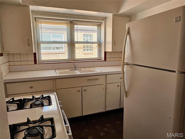 5315 Jamieson Avenue 2N, St Louis, MO 63109