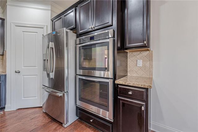 1225 Roswell Manor Circle, Roswell, GA 30076