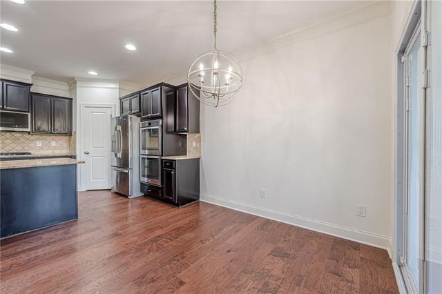 1225 Roswell Manor Circle, Roswell, GA 30076