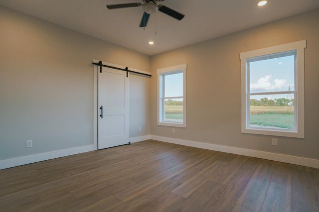 4664 William Woodard Rd, Springfield, TN 37172