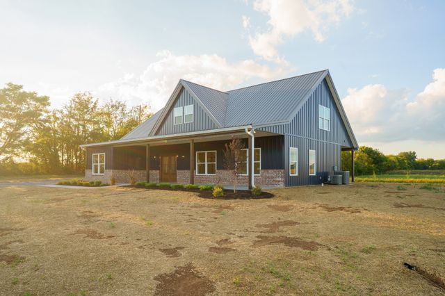 4664 William Woodard Rd, Springfield, TN 37172
