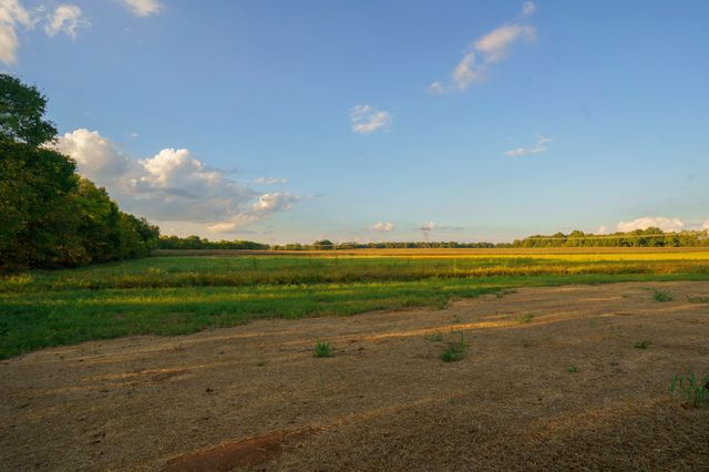 4664 William Woodard Rd, Springfield, TN 37172