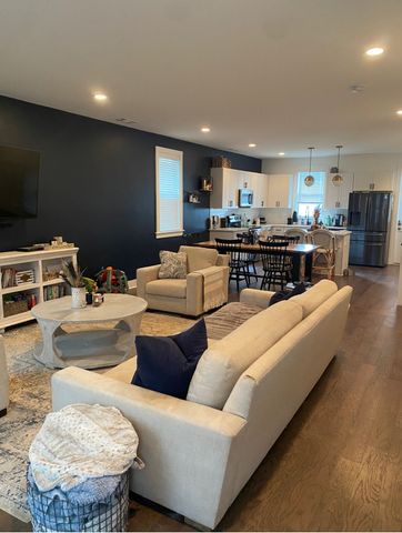 739 Mill Creek Meadow Dr, Nashville, TN 37214