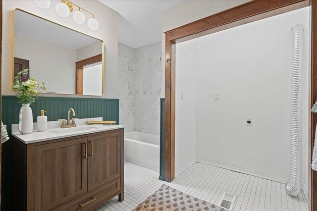 4125 Terrace Street, Kansas City, MO 64111