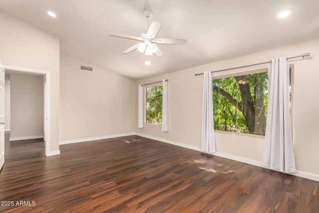 6749 W ORAIBI Drive, Glendale, AZ 85308