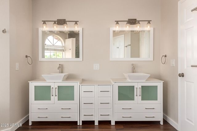 6749 W ORAIBI Drive, Glendale, AZ 85308