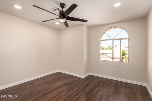 6749 W ORAIBI Drive, Glendale, AZ 85308