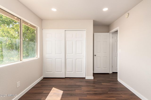 6749 W ORAIBI Drive, Glendale, AZ 85308