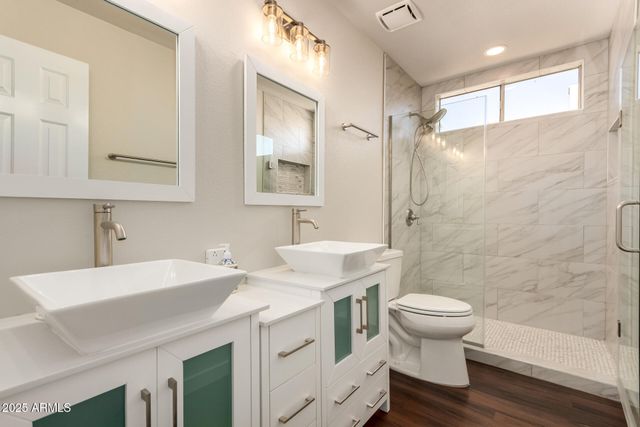 6749 W ORAIBI Drive, Glendale, AZ 85308