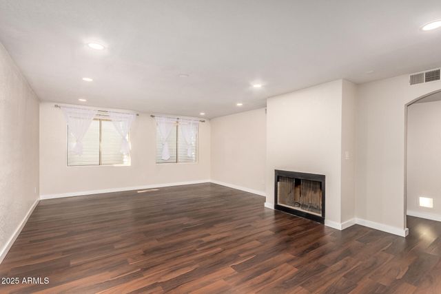 6749 W ORAIBI Drive, Glendale, AZ 85308