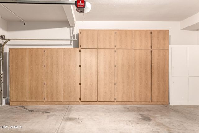 6749 W ORAIBI Drive, Glendale, AZ 85308