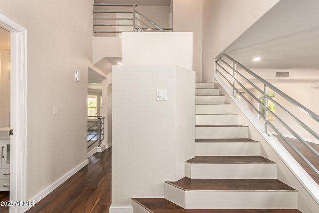 6749 W ORAIBI Drive, Glendale, AZ 85308