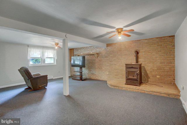 140 ECHO DRIVE, Chambersburg, PA 17202