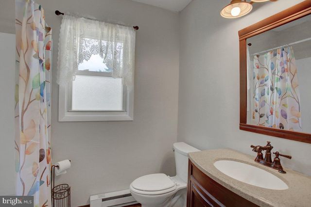 140 ECHO DRIVE, Chambersburg, PA 17202