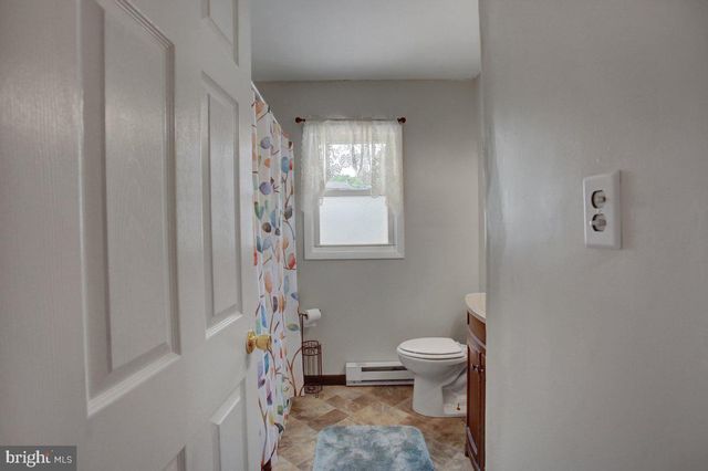 140 ECHO DRIVE, Chambersburg, PA 17202