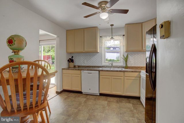 140 ECHO DRIVE, Chambersburg, PA 17202