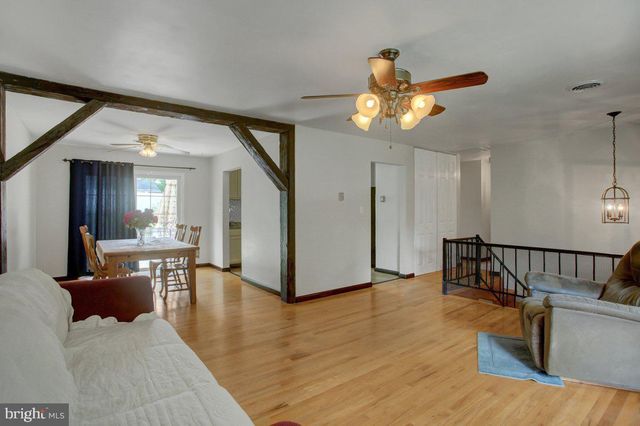 140 ECHO DRIVE, Chambersburg, PA 17202