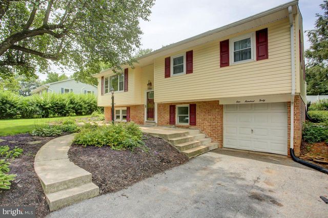 140 ECHO DRIVE, Chambersburg, PA 17202
