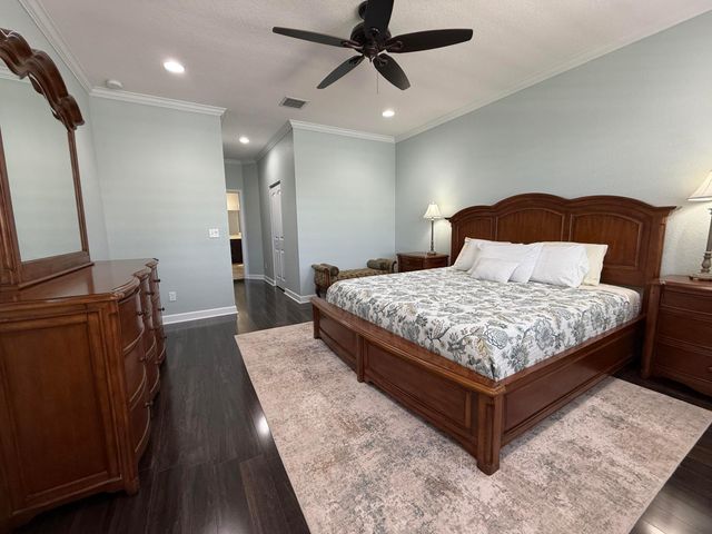 5887 SW Longspur Lane, Palm City, FL 34990