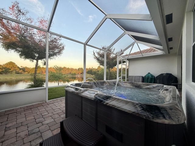 5887 SW Longspur Lane, Palm City, FL 34990