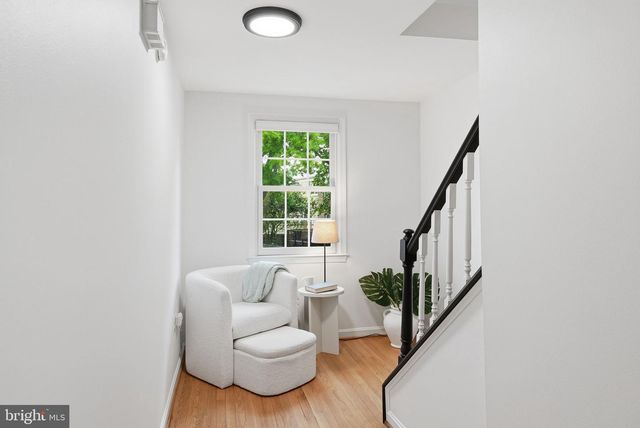 7379 HALLCREST DR, Mclean, VA 22102