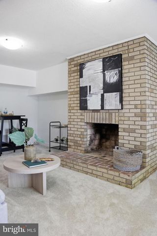 7379 HALLCREST DR, Mclean, VA 22102