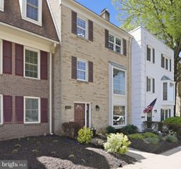 7379 HALLCREST DR, Mclean, VA 22102