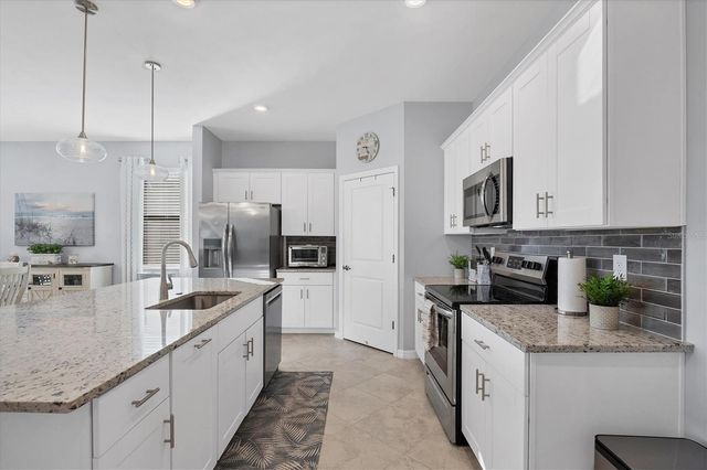 2064 GARDENIA AVENUE, Port Charlotte, FL 33953