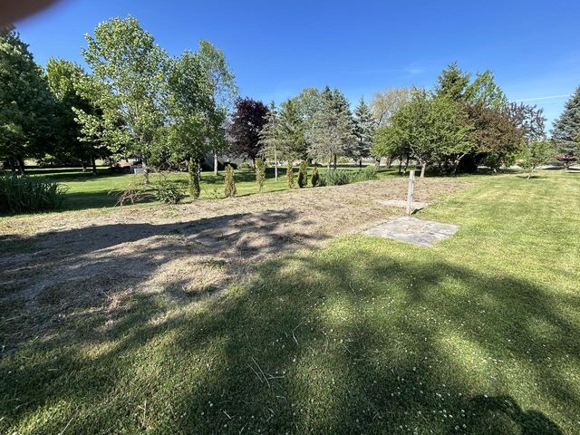 511 Cheyenne AVENUE, Grafton, WI 53024