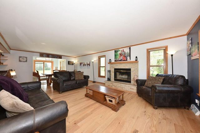 511 Cheyenne AVENUE, Grafton, WI 53024