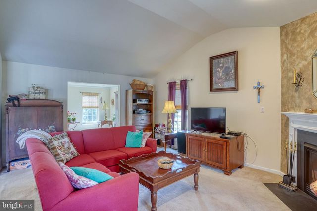 2 GARDENIA BLVD, Greenwood, DE 19950