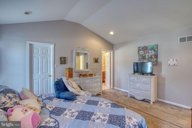 2 GARDENIA BLVD, Greenwood, DE 19950