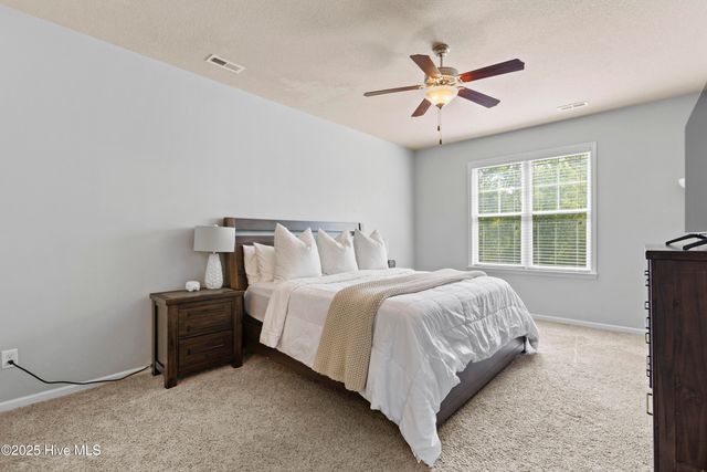 105 Waterstone Lane, Jacksonville, NC 28546