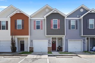 105 Waterstone Lane, Jacksonville, NC 28546