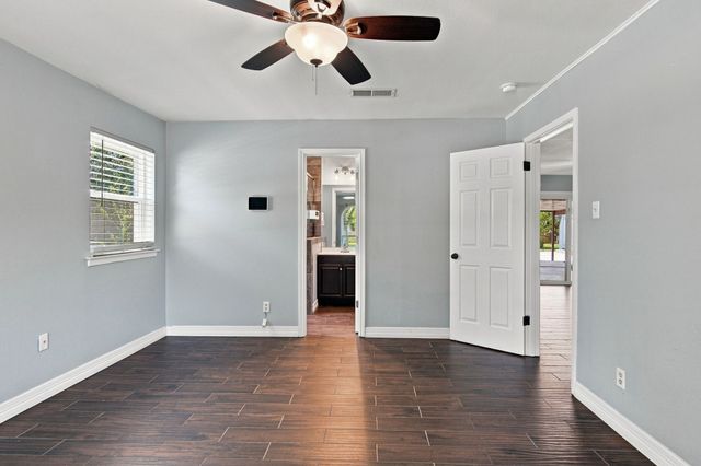 6909 Sandalwood Lane, Fort Worth, TX 76116