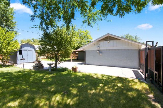 6909 Sandalwood Lane, Fort Worth, TX 76116