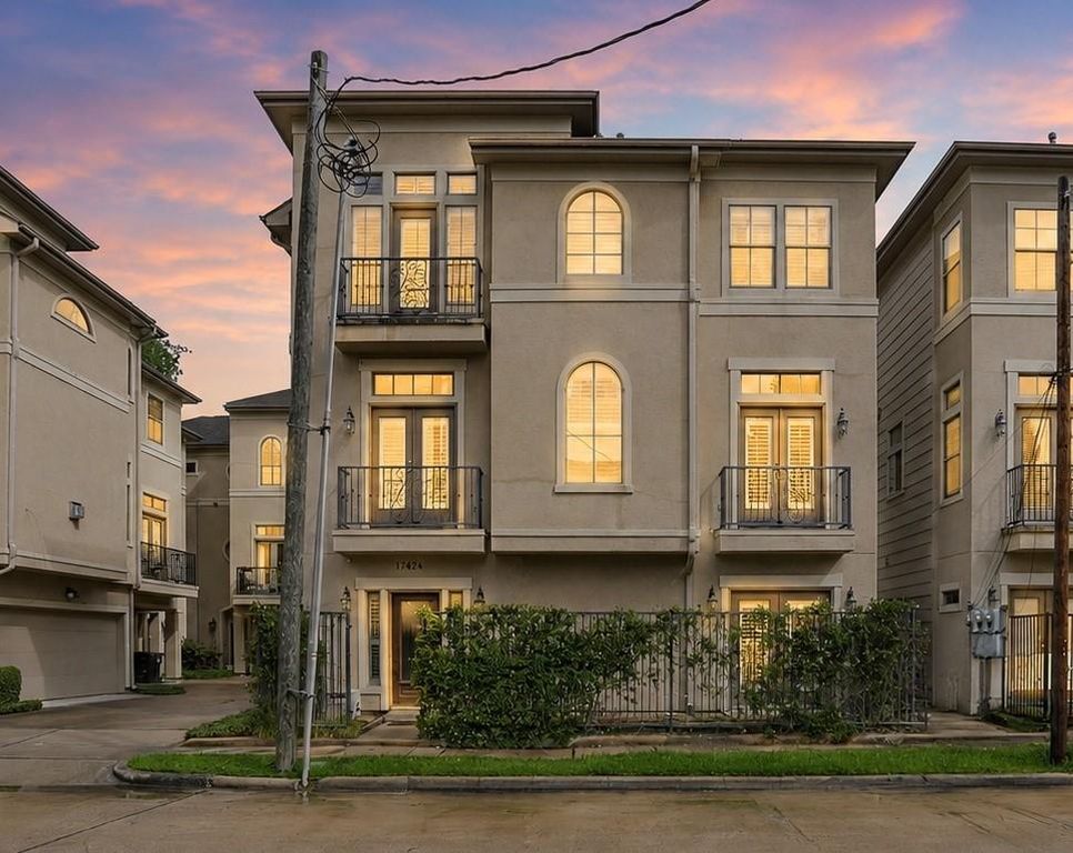 1742 Michigan Street A, Houston, TX 77006