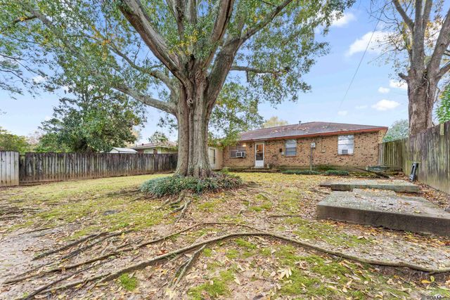 1713 Emmaline Dr, Baton Rouge, LA 70810