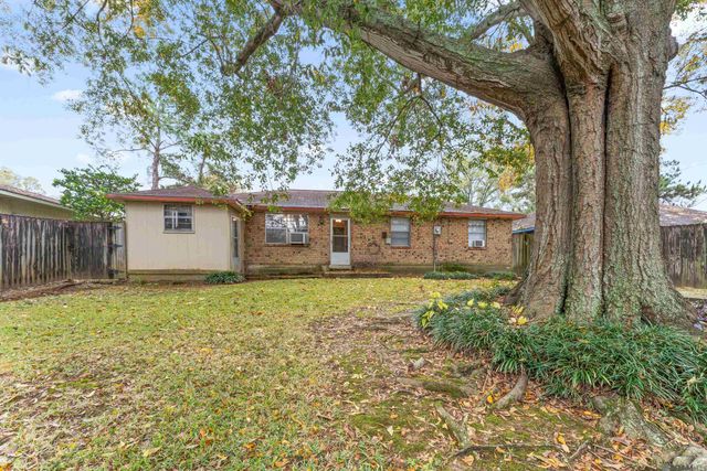 1713 Emmaline Dr, Baton Rouge, LA 70810
