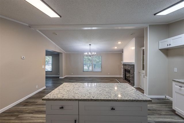 853 Queenswood Street, Montgomery, TX 77316