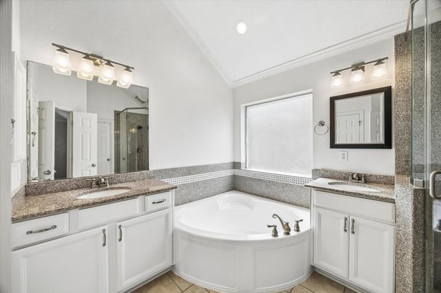 7715 Bayou Green Lane, Sugar Land, TX 77479