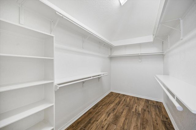 7715 Bayou Green Lane, Sugar Land, TX 77479