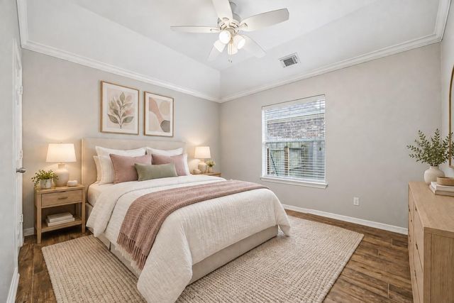 7715 Bayou Green Lane, Sugar Land, TX 77479