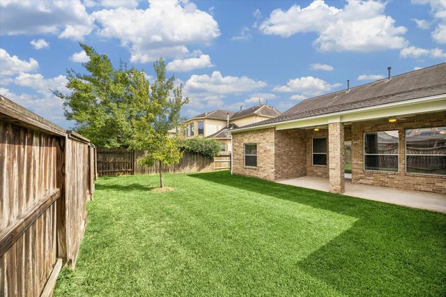 7715 Bayou Green Lane, Sugar Land, TX 77479