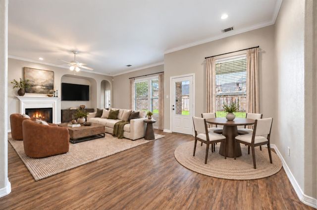 7715 Bayou Green Lane, Sugar Land, TX 77479
