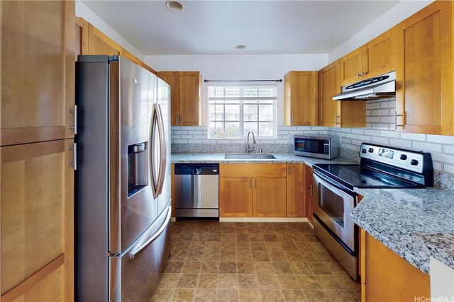 87-1958 Pakeke Street B, Waianae, HI 96792