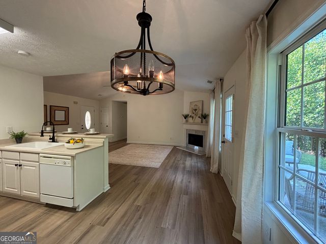 5163 Mountain View Parkway, Lula, GA 30554