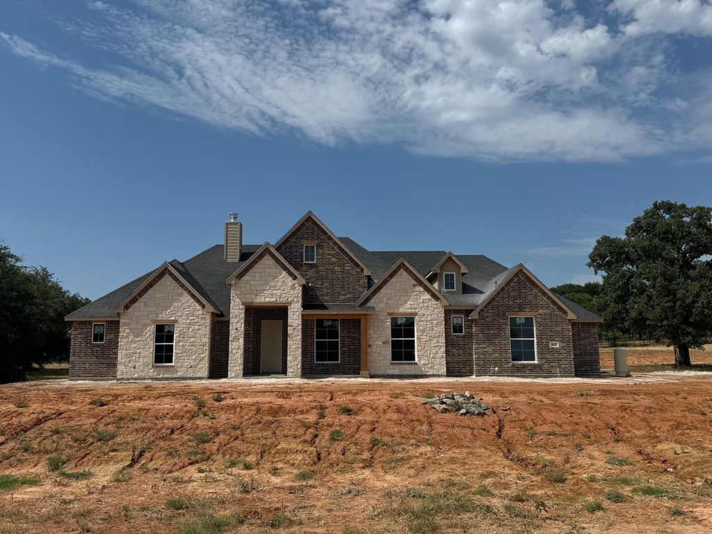112 Turtle Back Ridge, Decatur, TX 76234