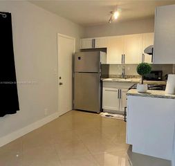 1824 Monroe St 8, Hollywood, FL 33020