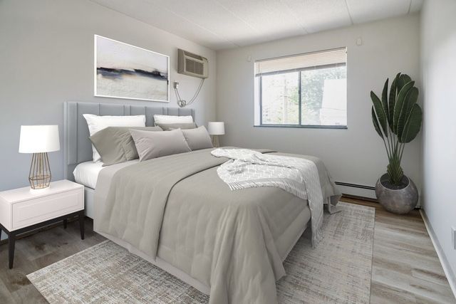 33 Middle Street 21, Waltham, MA 02451